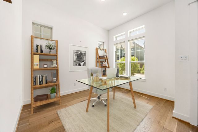 $720,000 | 1724 Leilani Drive, Houston, TX 77055