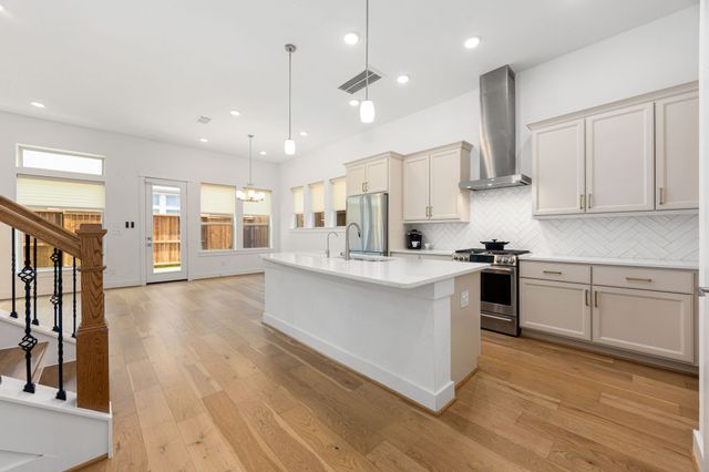 $720,000 | 1724 Leilani Drive, Houston, TX 77055