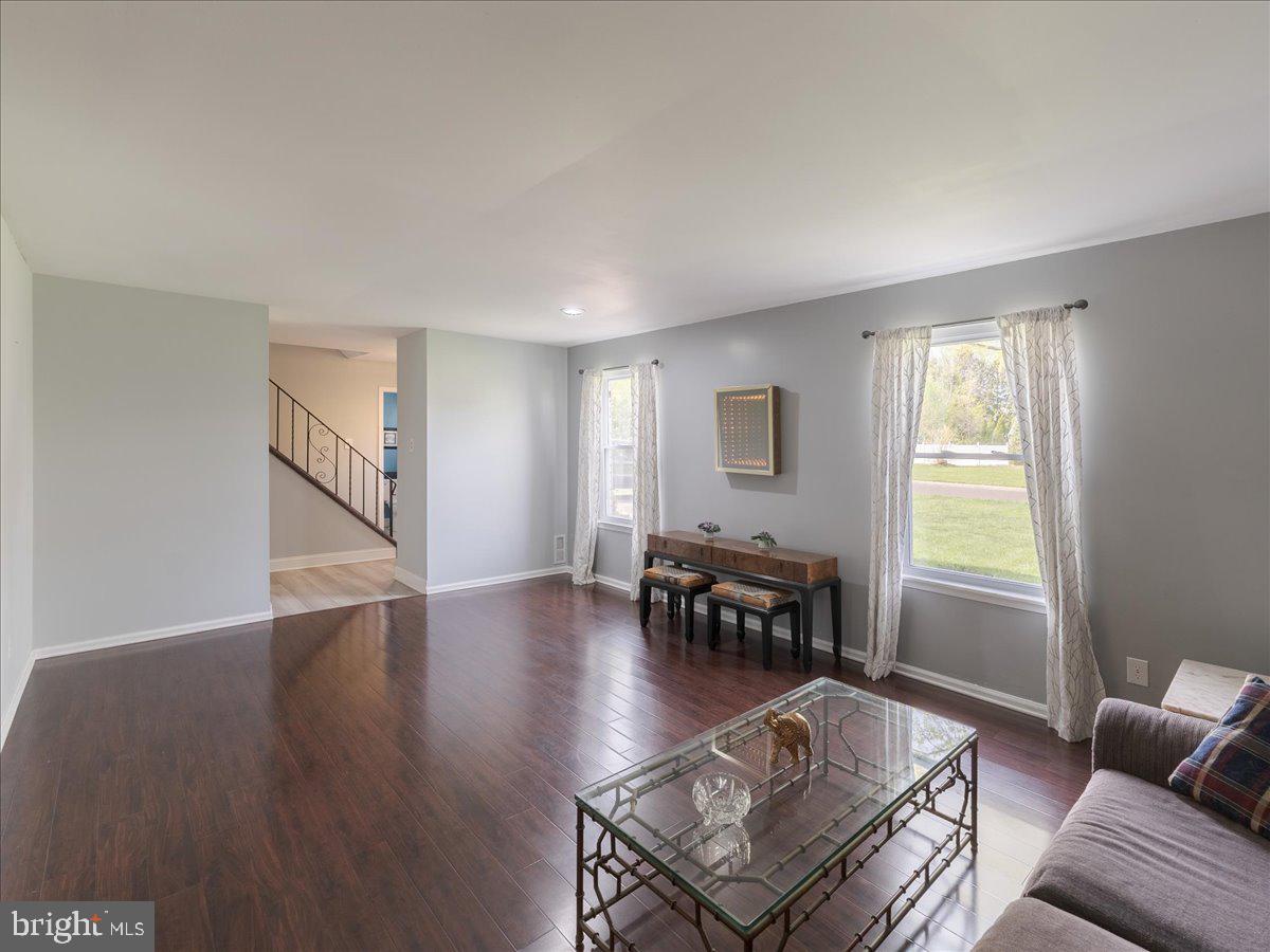45 Shelley Road Southampton, PA 18966 - Photo 4 of 31 a living room with furniture and a window
