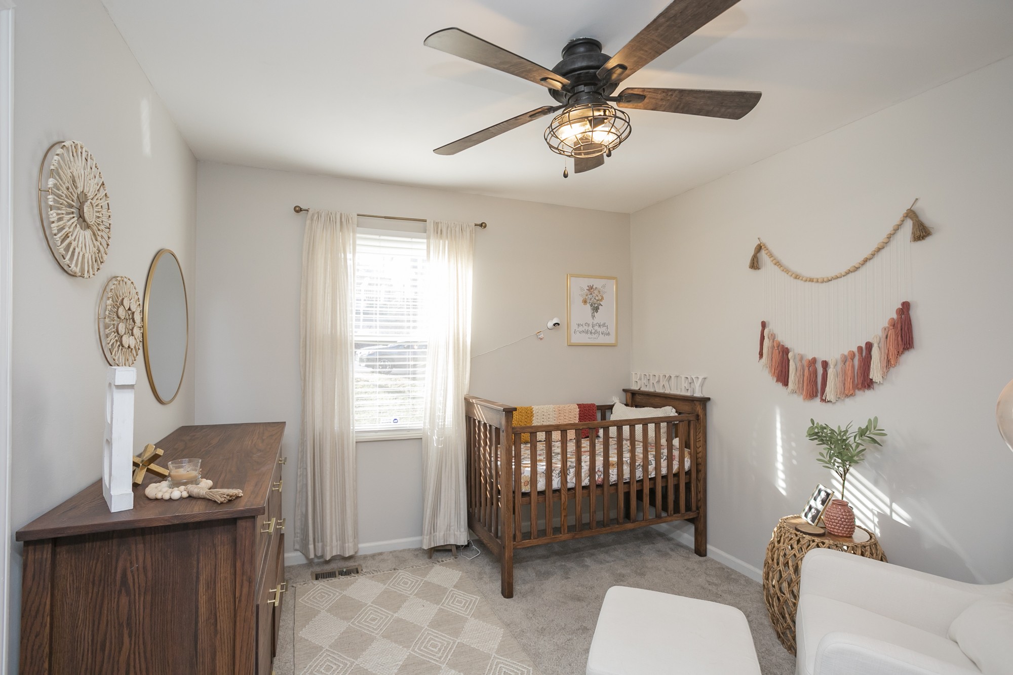 1124 Jacksons View Road Hermitage, TN 37076 - Photo 16 of 22 a living room with furniture and a window