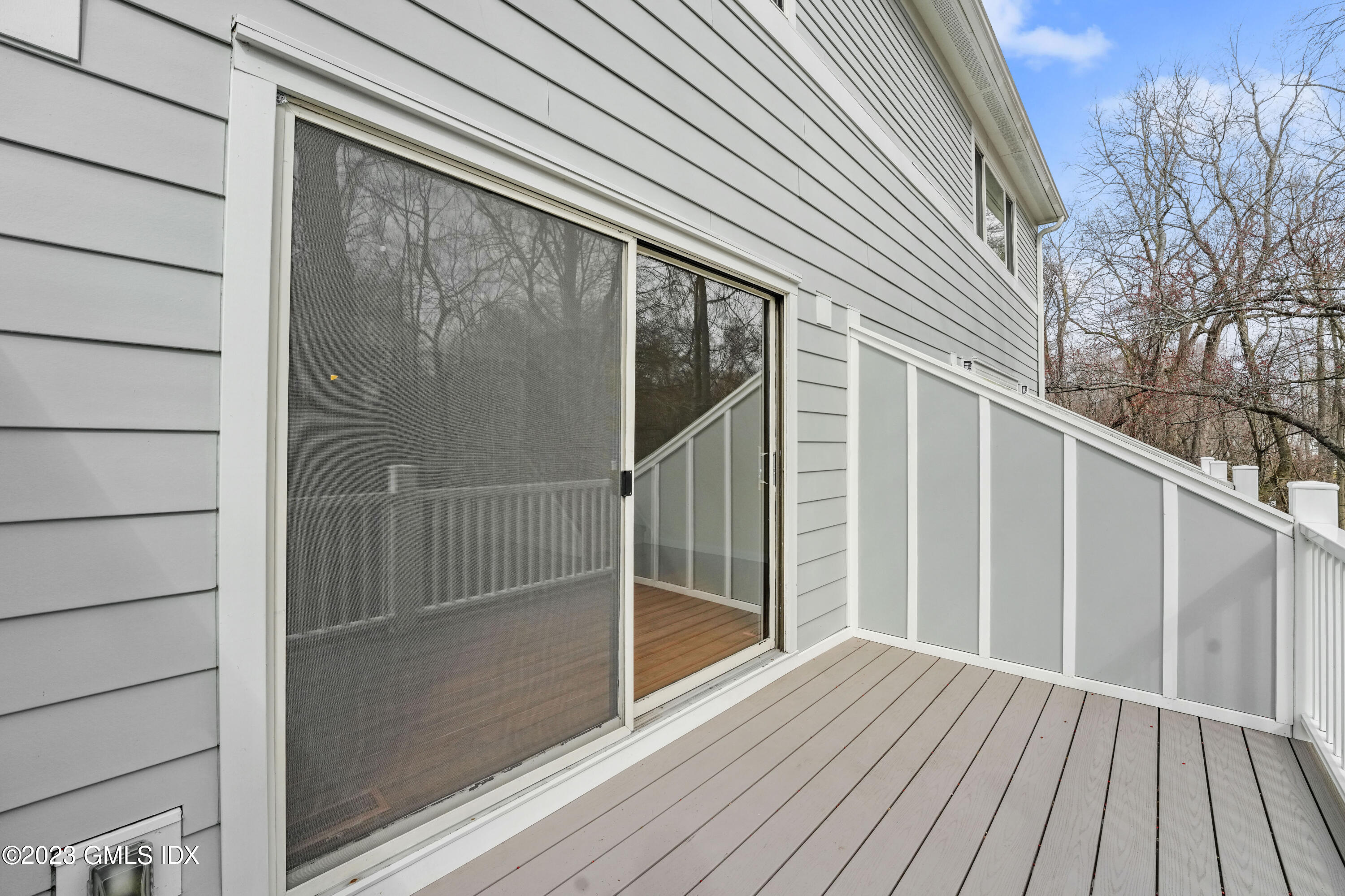 76 Silo Circle, Unit 76 Riverside, CT 06878 - Photo 11 of 40 a view of wooden balcony