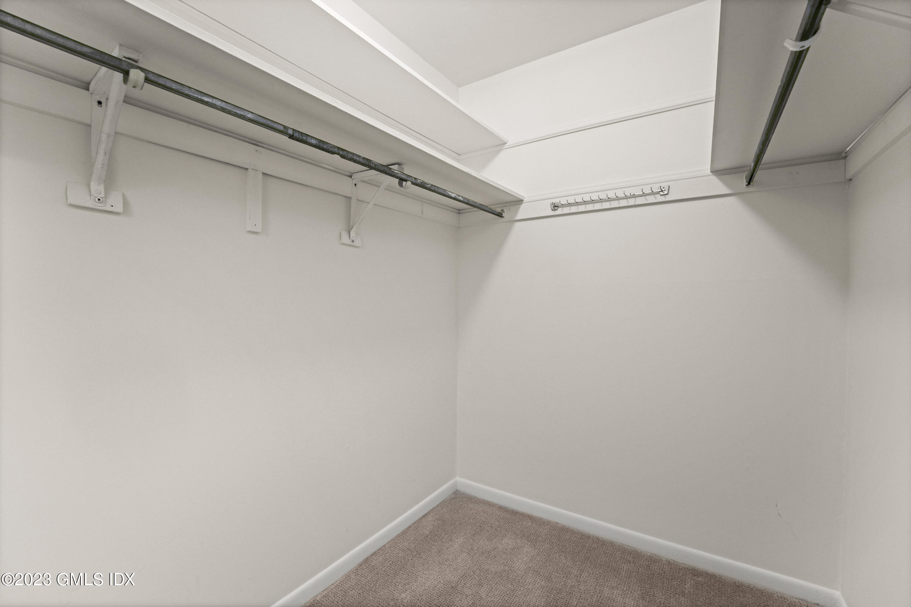 76 Silo Circle, Unit 76 Riverside, CT 06878 - Photo 22 of 40 a view of small space