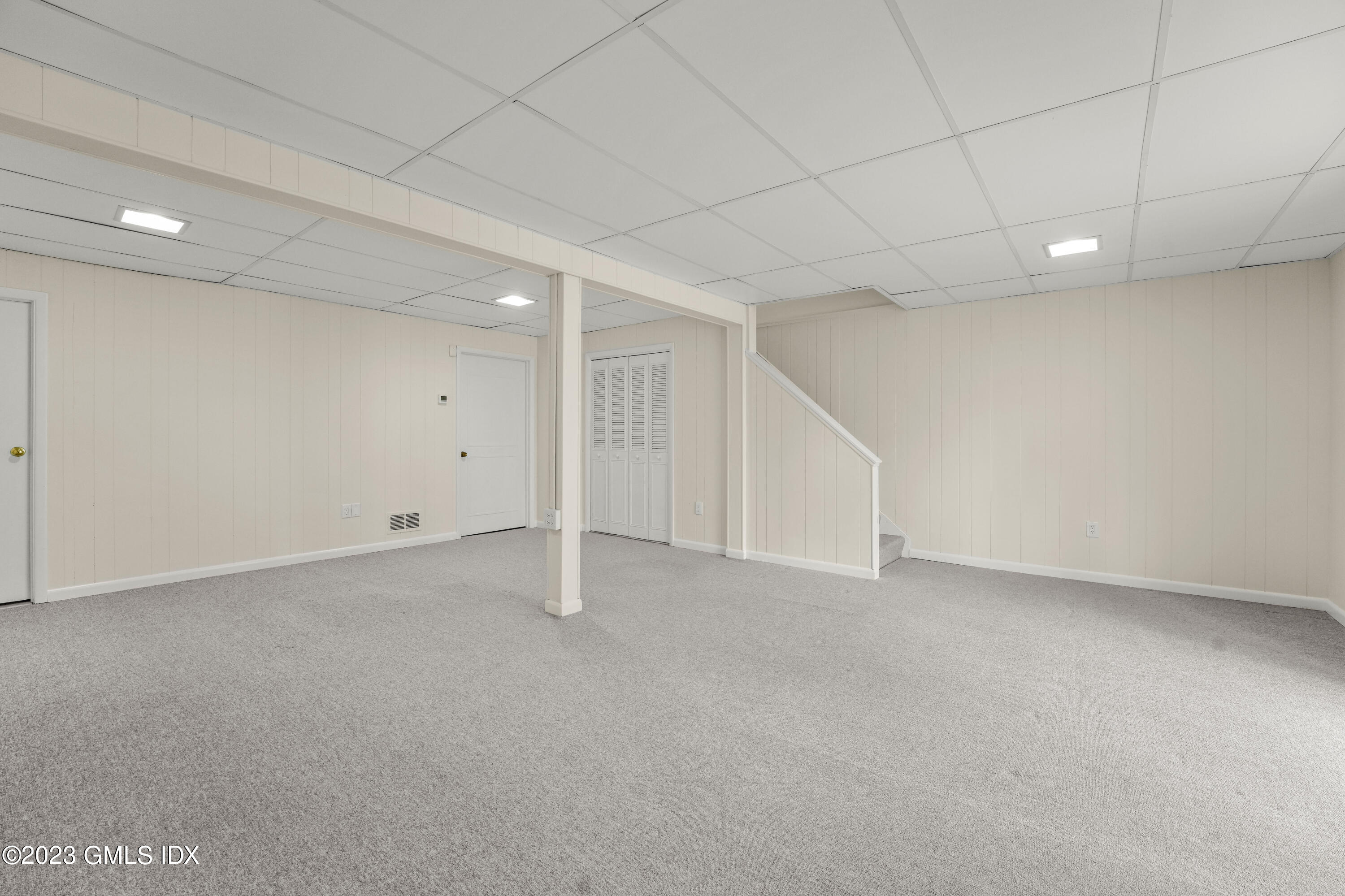 76 Silo Circle, Unit 76 Riverside, CT 06878 - Photo 29 of 40 a view of empty room