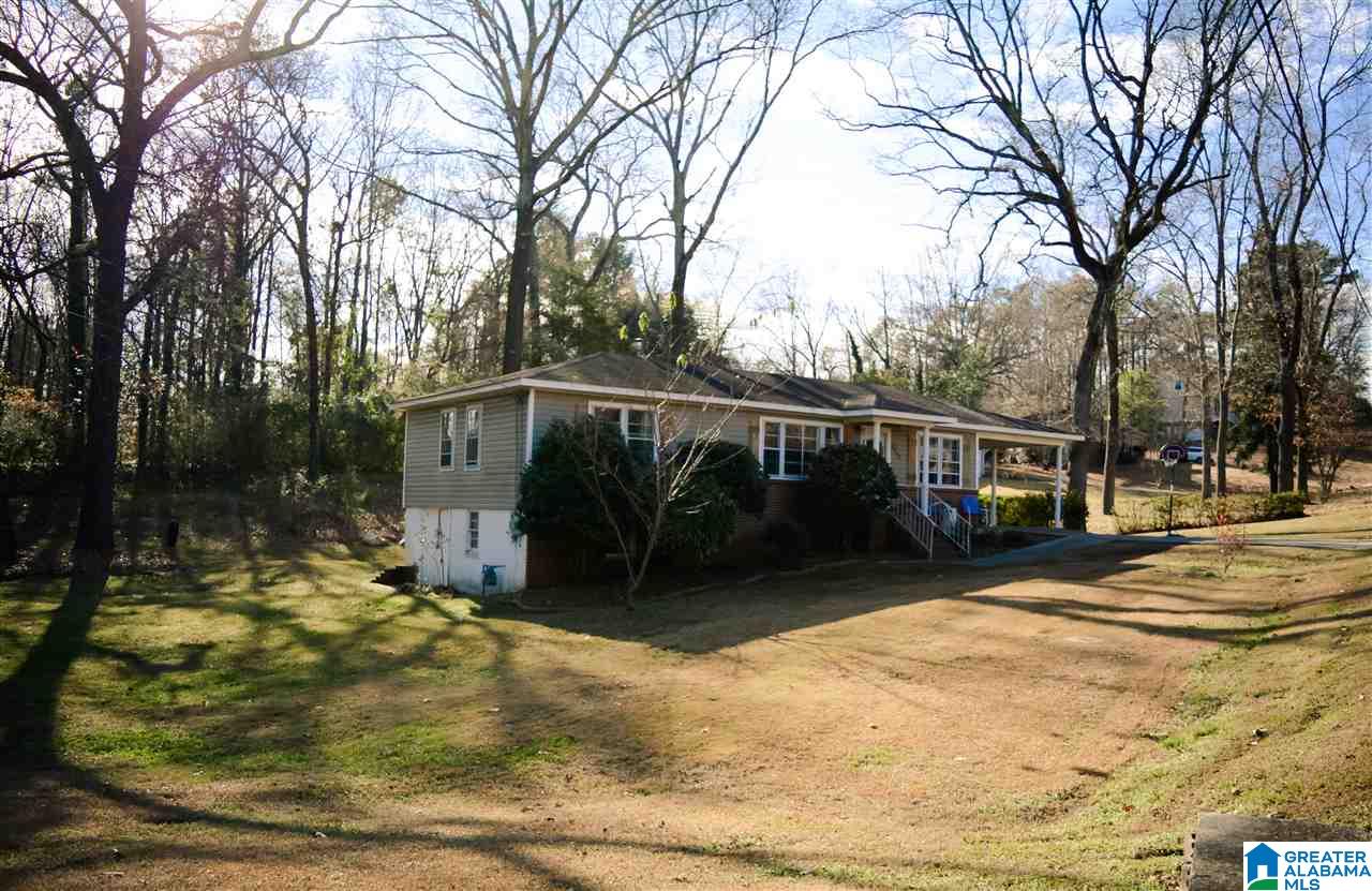 6609 Lynn Avenue Southwest Leeds, AL 35094 - Photo 4 of 32
