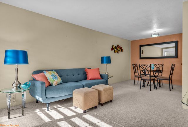$1,495 | 680 North Ashurst Court, Unit 205, Palm Springs, CA 92262
