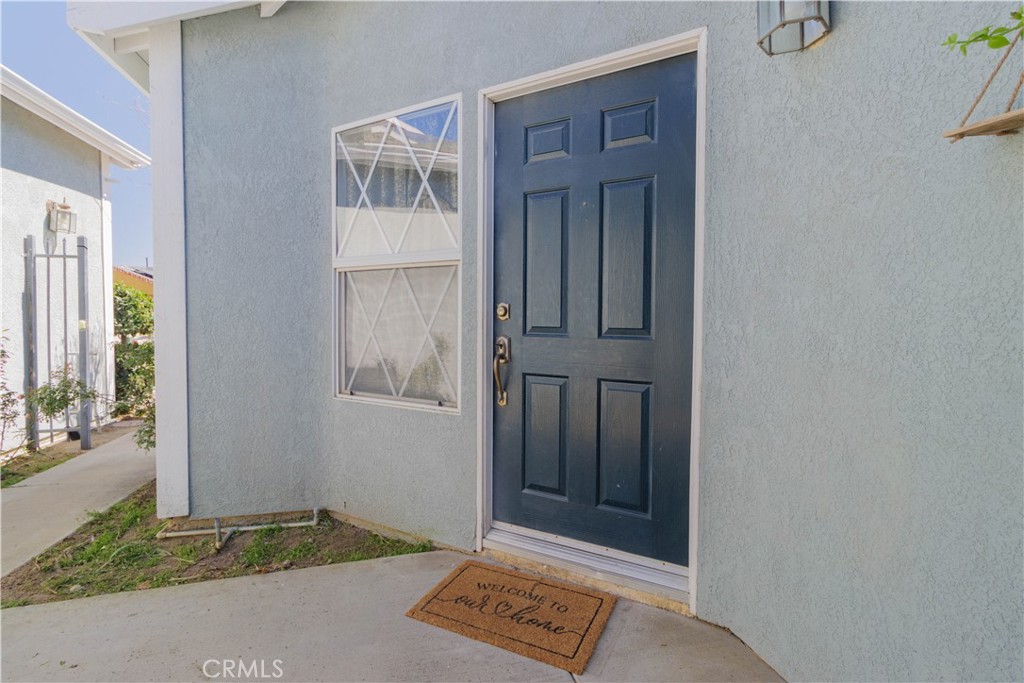 1393 Rabbit Peak Way Hemet, CA 92545 - Photo 23 of 34 a view of an entryway door