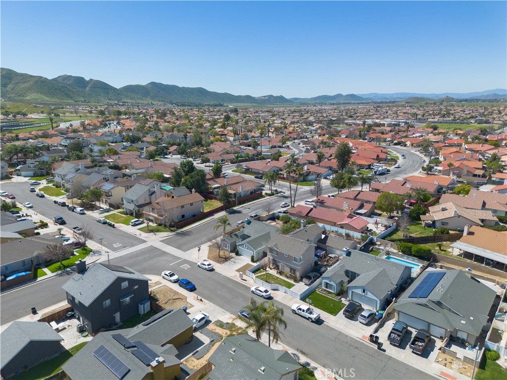 1393 Rabbit Peak Way Hemet, CA 92545 - Photo 33 of 34 an aerial view of a city