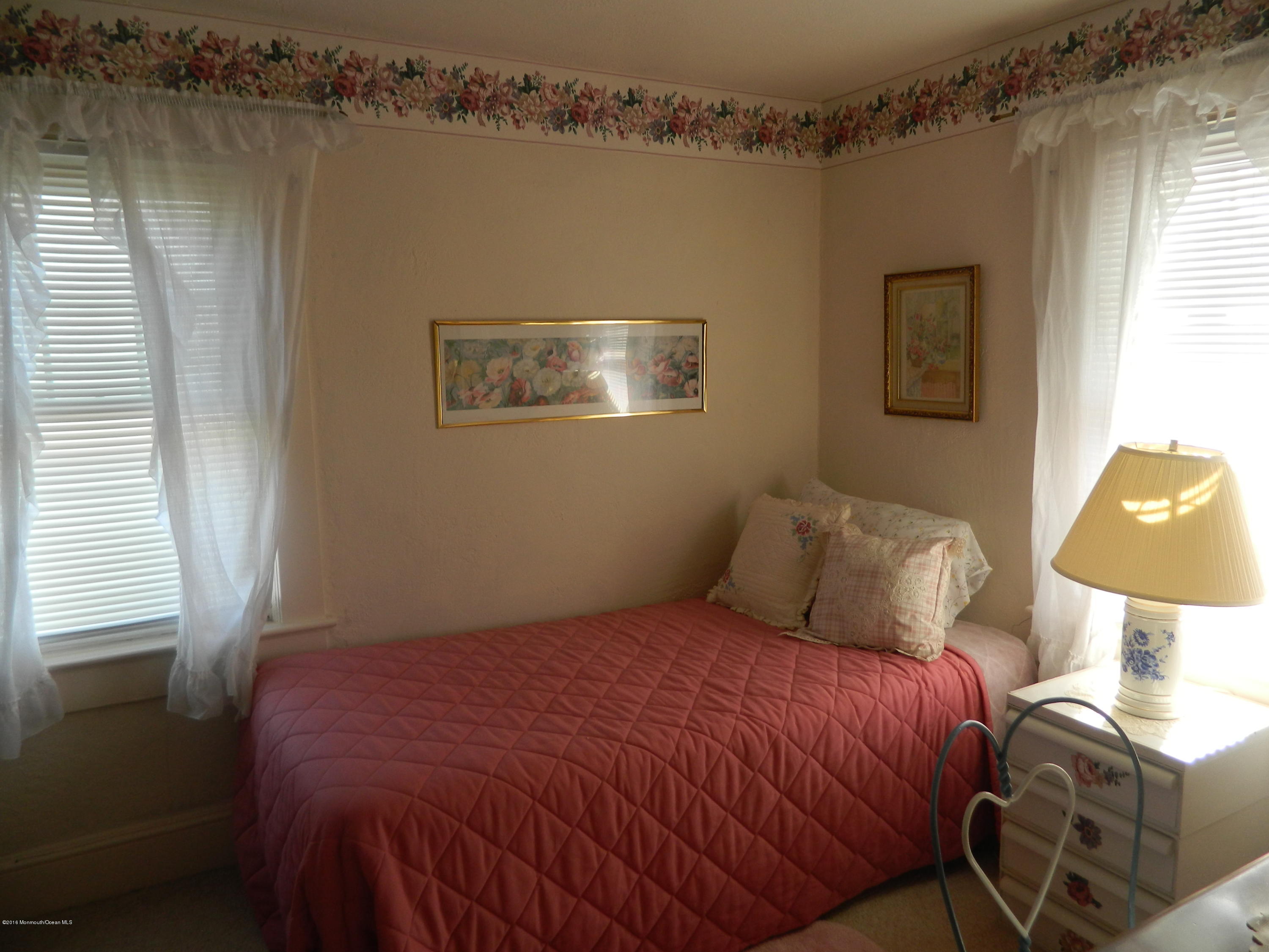 403 Atlantic Avenue Spring Lake, NJ 07762 - Photo 8 of 13 2012-02-08 19.24.31