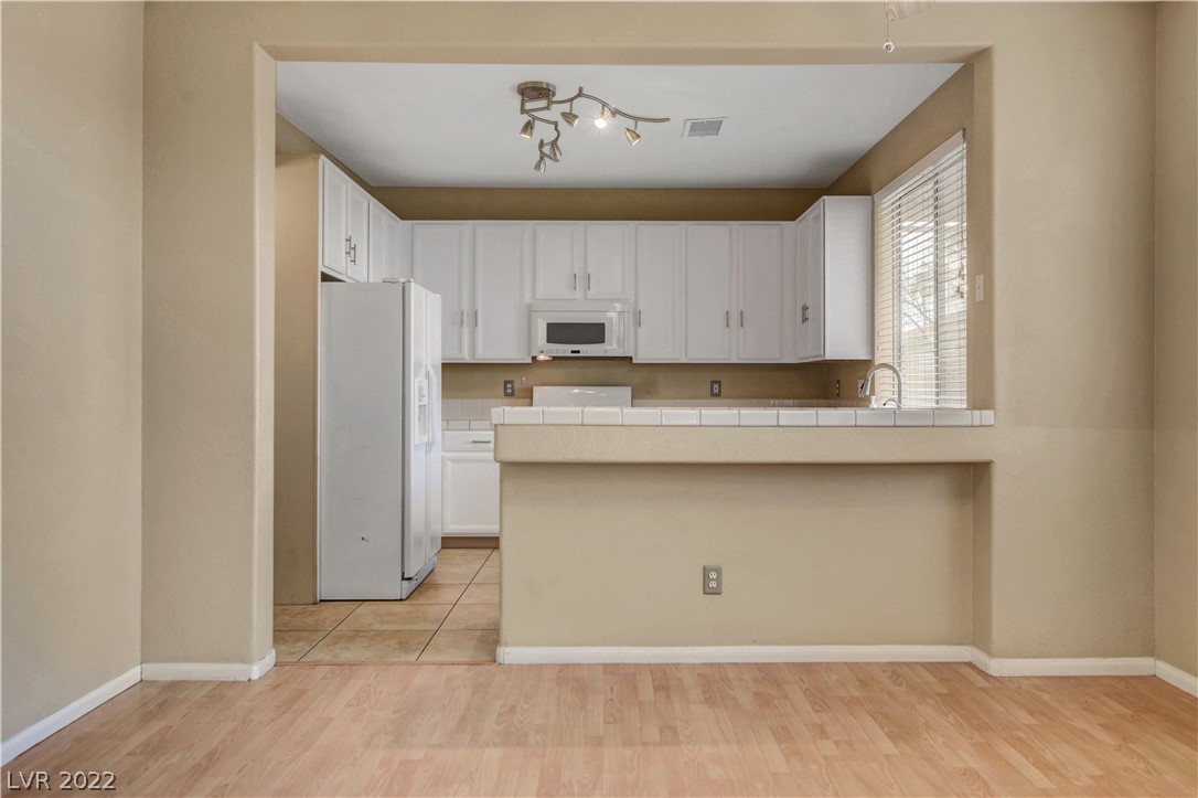 1618 Navajo Point Place Henderson, NV 89074 - Photo 13 of 50