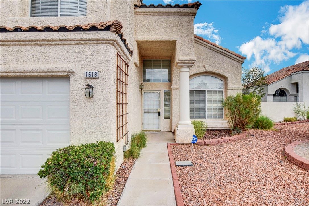 1618 Navajo Point Place Henderson, NV 89074 - Photo 4 of 50