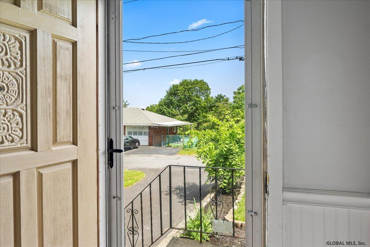34 Wendell Street Rensselaer, NY 12144 - Photo 3 of 33 Photo 3