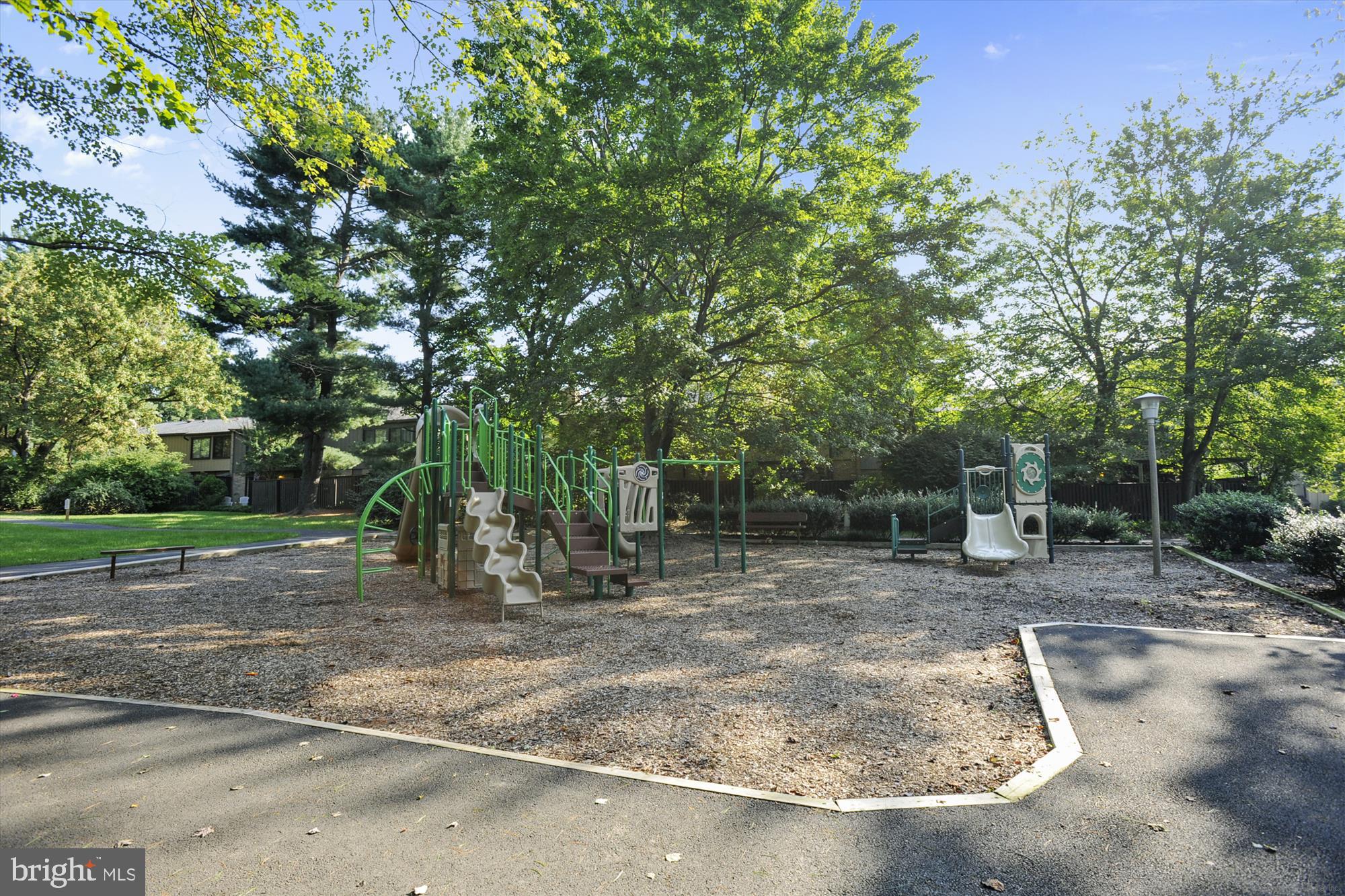 1797 Ivy Oak Square, Unit 67 Reston, VA 20190 - Photo 37 of 39 Gallery Image 37