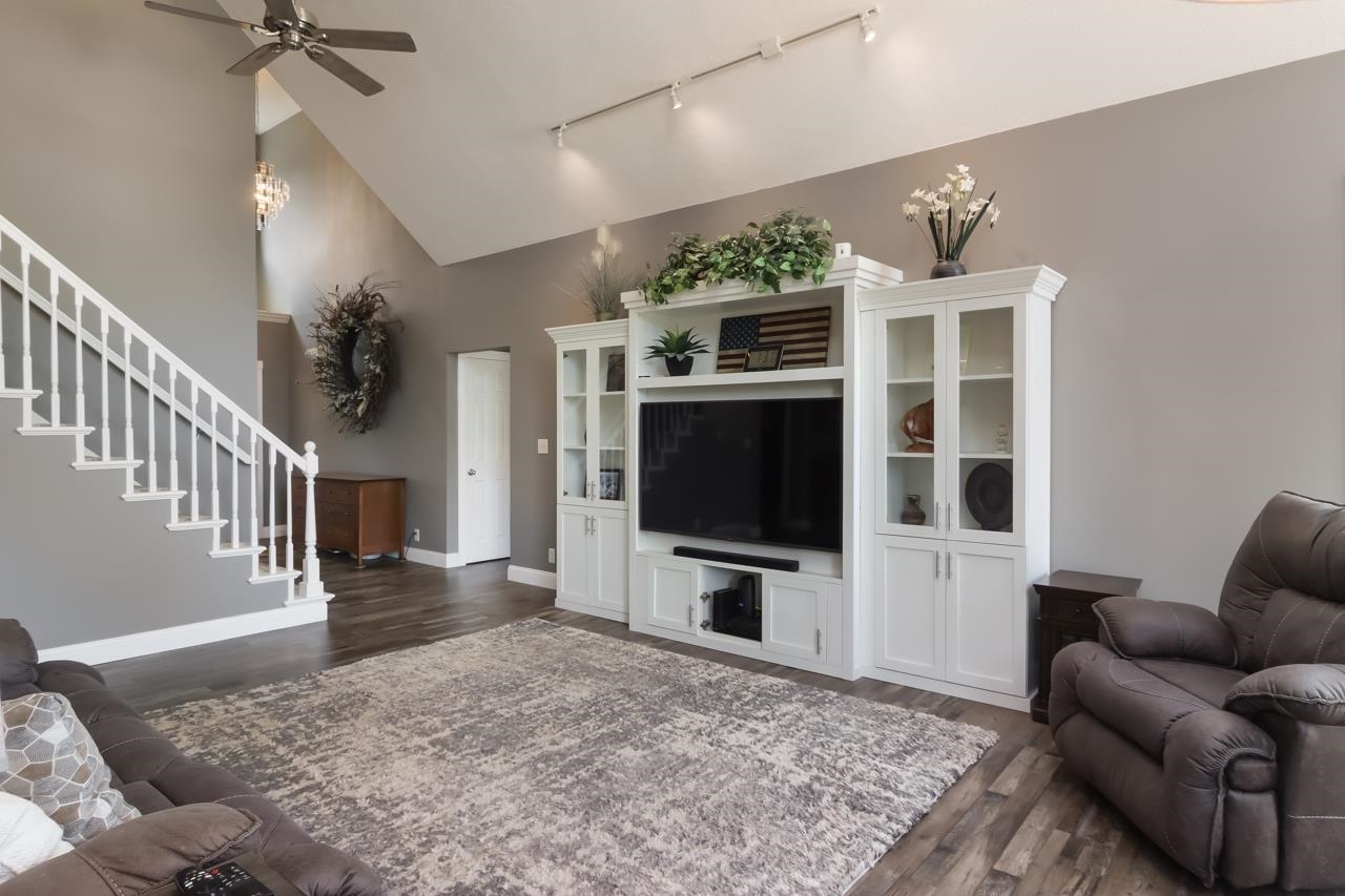 128 Spring Hill Road Traverse City, MI 49696 - Photo 32 of 66