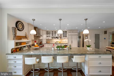 $1,999,000 | 301 Columbia Road, Alexandria, VA 22302