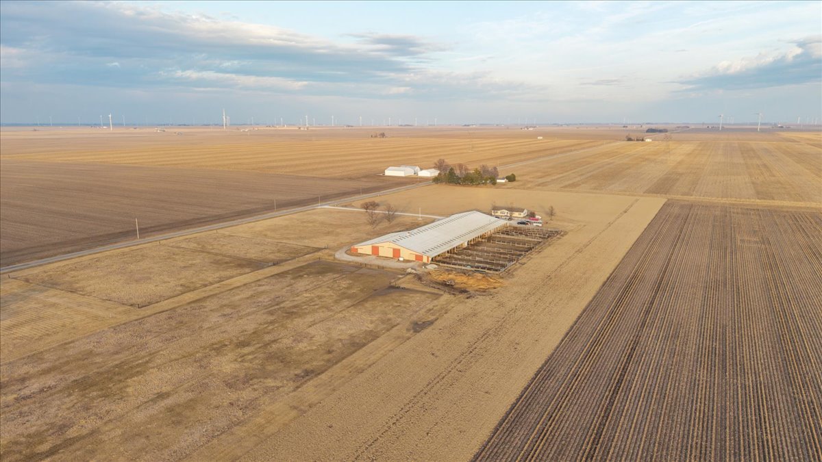26151 East 2500 North Road Lexington, IL 61753 - Photo 2 of 80