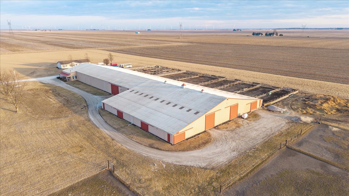 26151 East 2500 North Road Lexington, IL 61753 - Photo 8 of 80