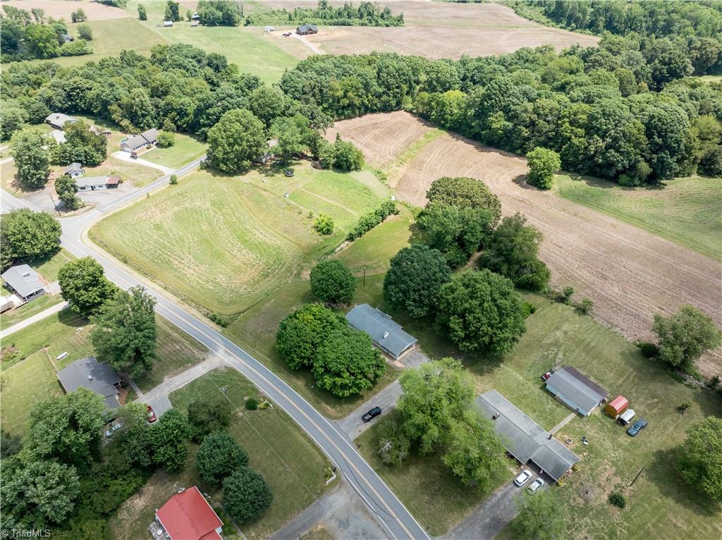 1440 Longtown Road Yadkinville, NC 27055 - Photo 27 of 30