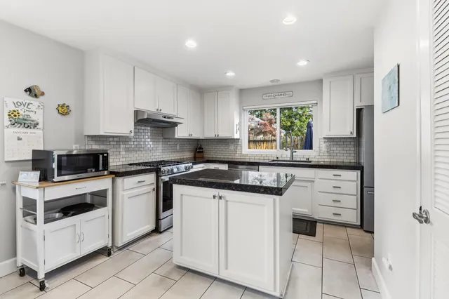 $969,000 | 3216 Oyster Bay Avenue, Davis, CA 95616