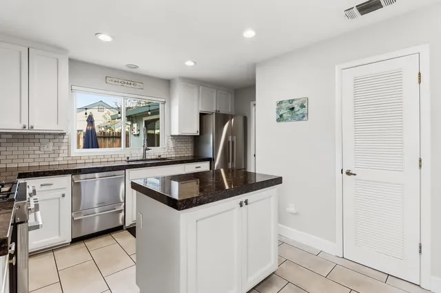 $969,000 | 3216 Oyster Bay Avenue, Davis, CA 95616