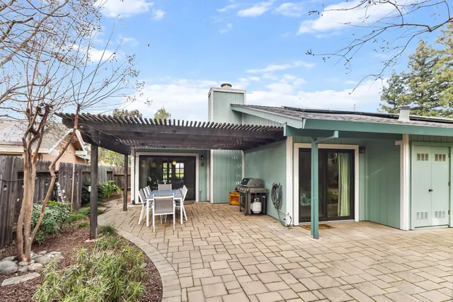 $969,000 | 3216 Oyster Bay Avenue, Davis, CA 95616