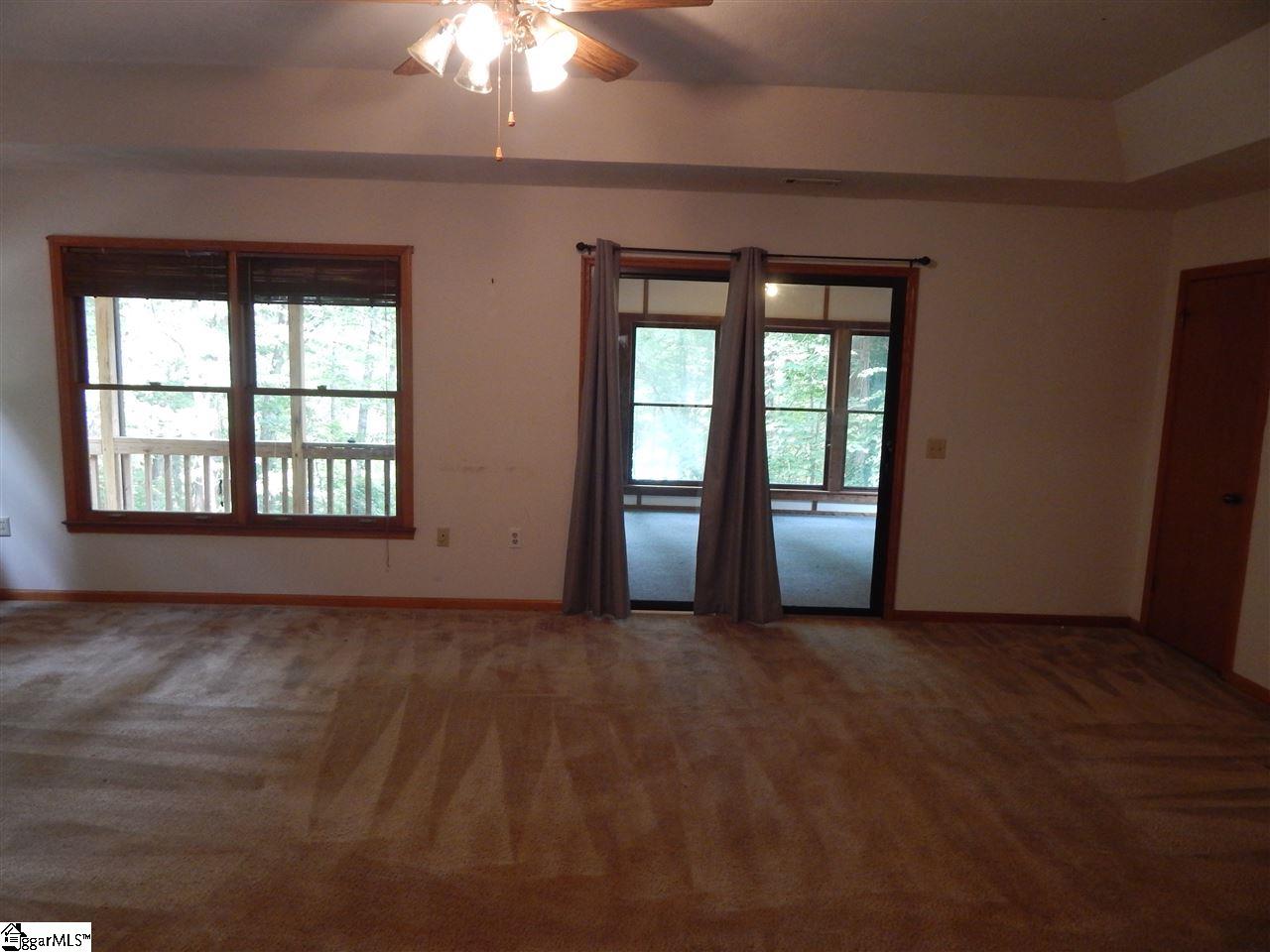 698 Lands End Seneca, SC 29678 - Photo 11 of 26 Gallery Image 11