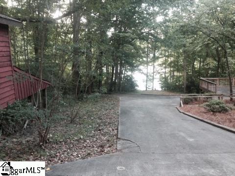 698 Lands End Seneca, SC 29678 - Photo 3 of 26 Gallery Image 3