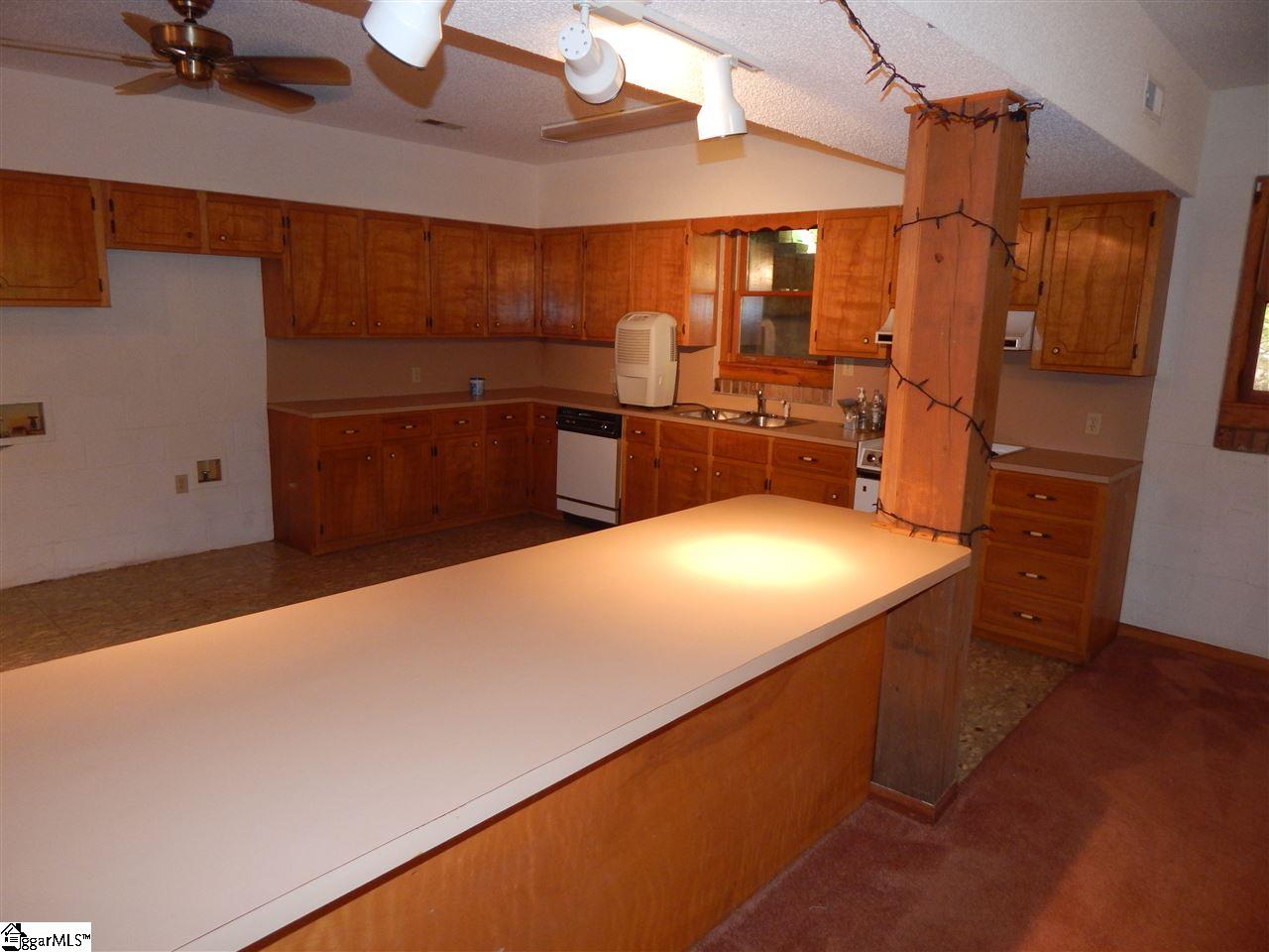 698 Lands End Seneca, SC 29678 - Photo 23 of 26 Gallery Image 23