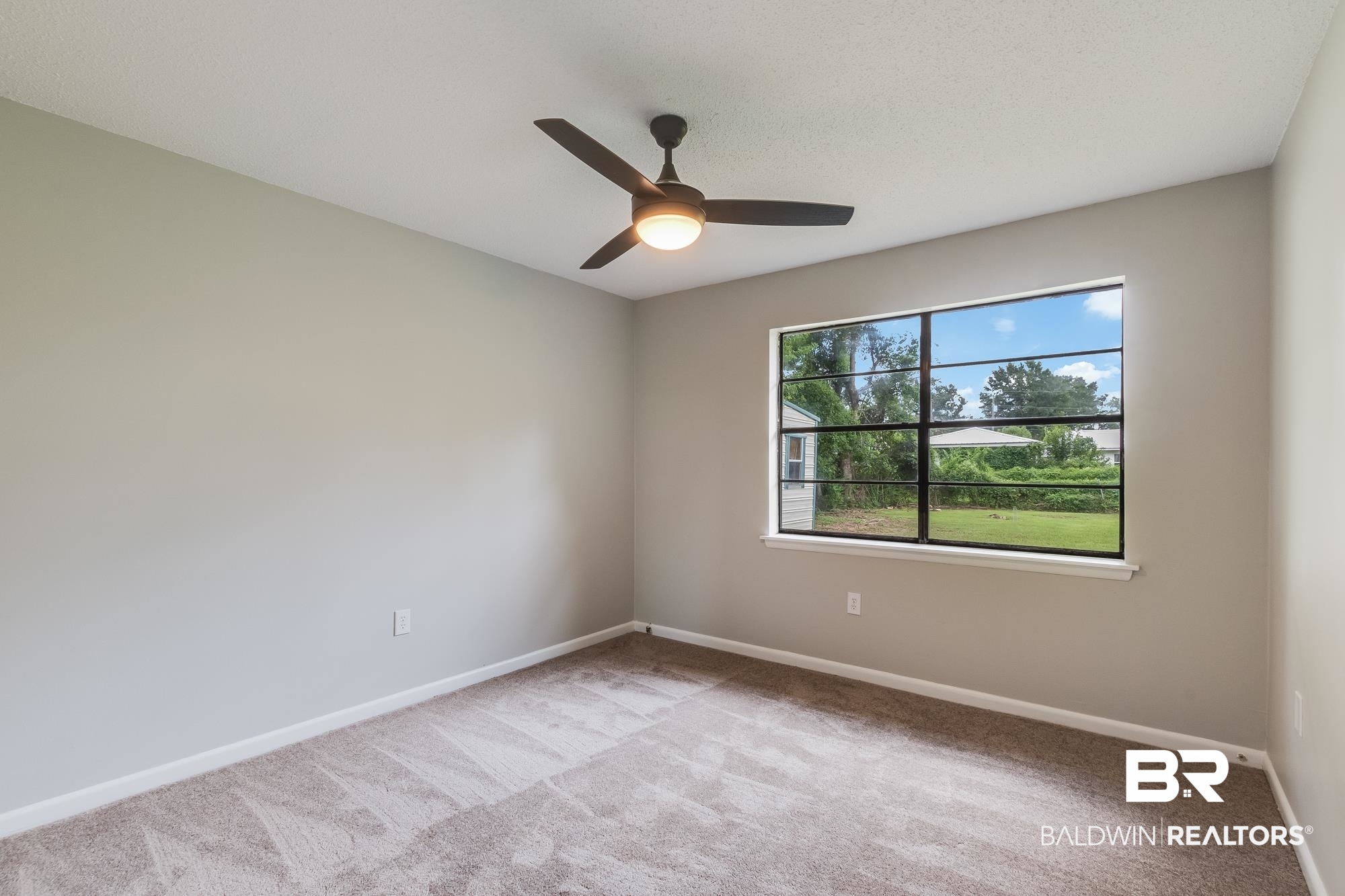 218 West Walnut Avenue Foley, AL 36535 - Photo 6 of 31