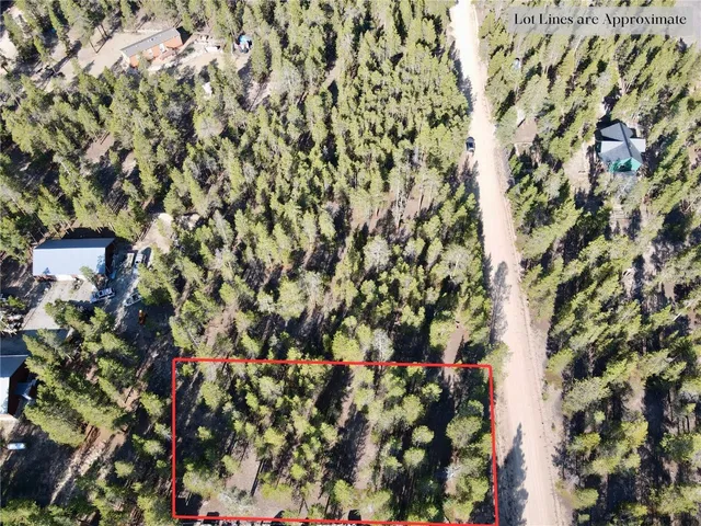 a view of outdoor space with yard