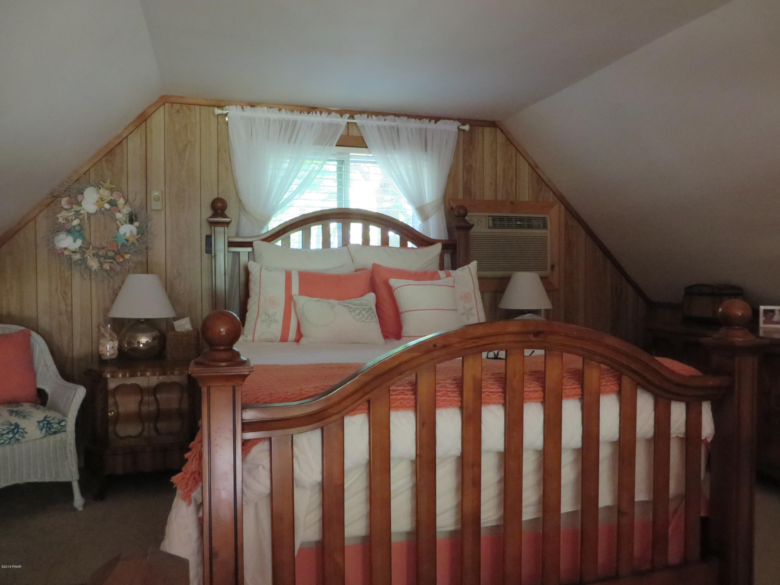 2112 Eagle Path Bushkill, PA 18324 - Photo 28 of 46