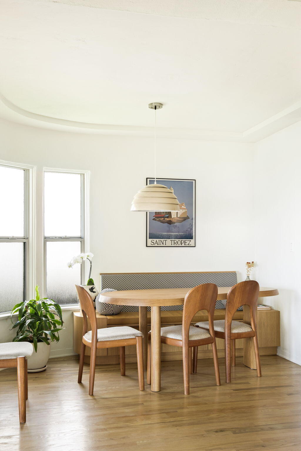 2133 Mayview Drive Los Angeles, CA 90027 - Photo 15 of 27 D75257C1-F44B-442C-A40B-C405D55C9414