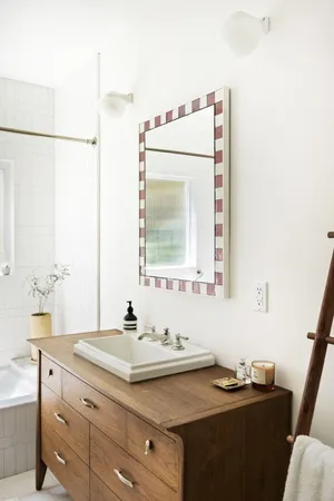 $2,198,000 | 2133 Mayview Drive, Los Angeles, CA 90027