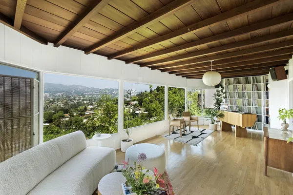 $2,198,000 | 2133 Mayview Drive, Los Angeles, CA 90027