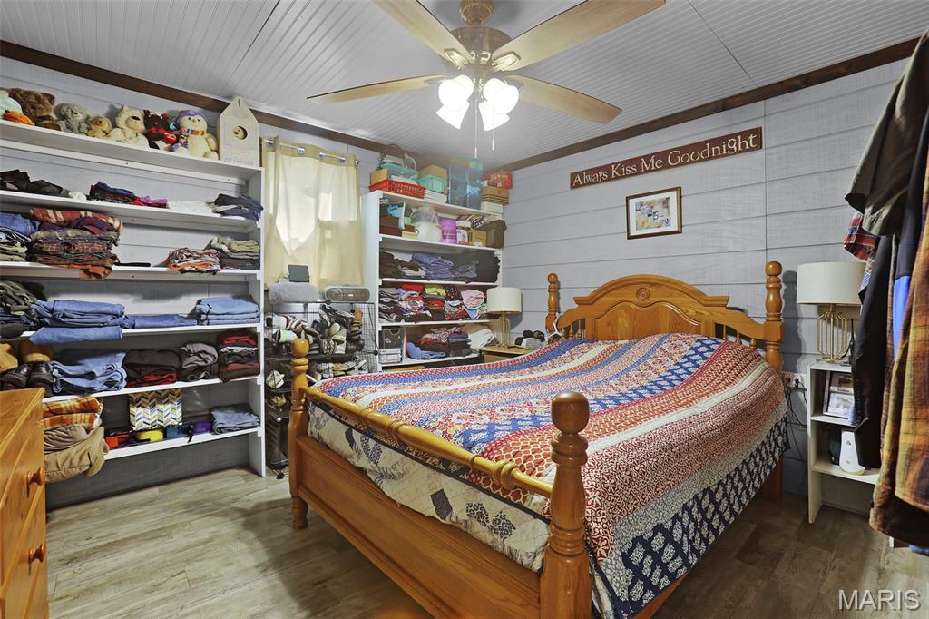 613 22nd Street Hillsboro, IL 62049 - Photo 16 of 36