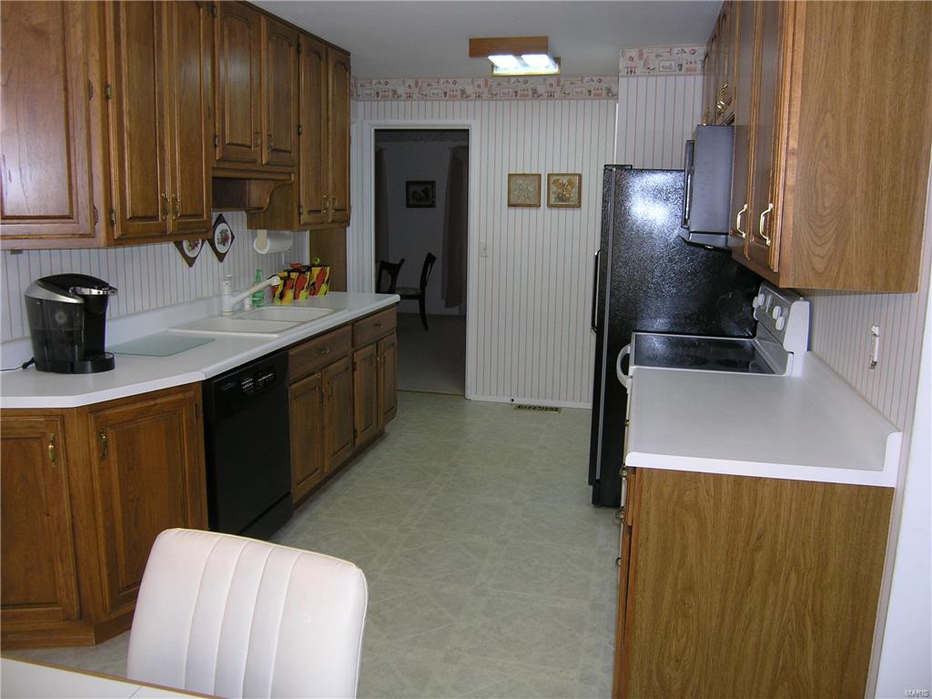 9174 Garber Road St. Louis, MO 63126 - Photo 17 of 21 Gallery Image 17