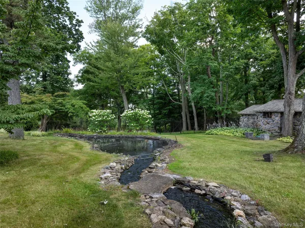 $30,000,000 | 2525 Purchase Street, Purchase, NY 10577