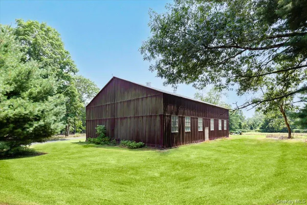 $30,000,000 | 2525 Purchase Street, Purchase, NY 10577