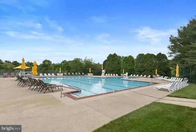 a view of a tennis court