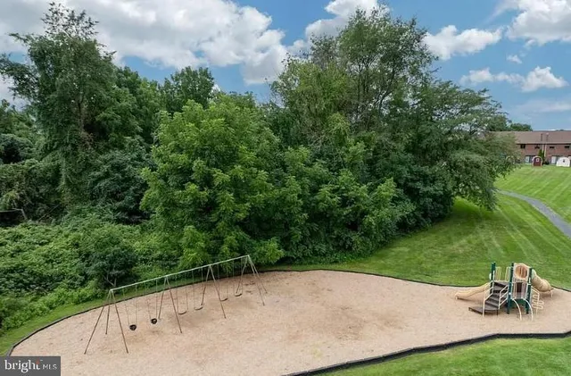 $2,600 | 132 Neyland Court, Exton, PA 19341