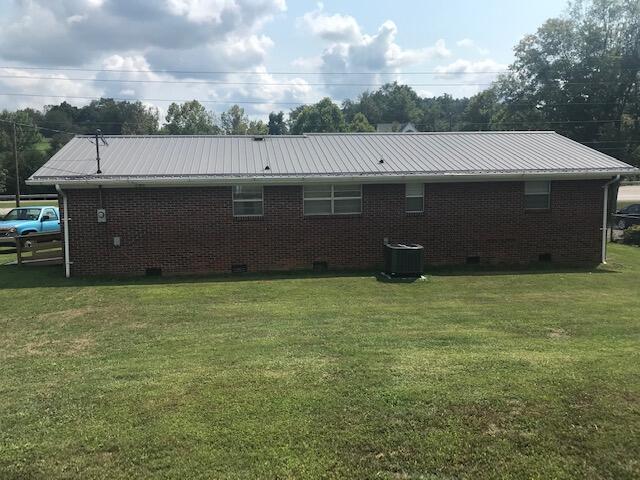 6499 Wilderness Road Ewing, VA 24248 - Photo 3 of 20 IMG_4837
