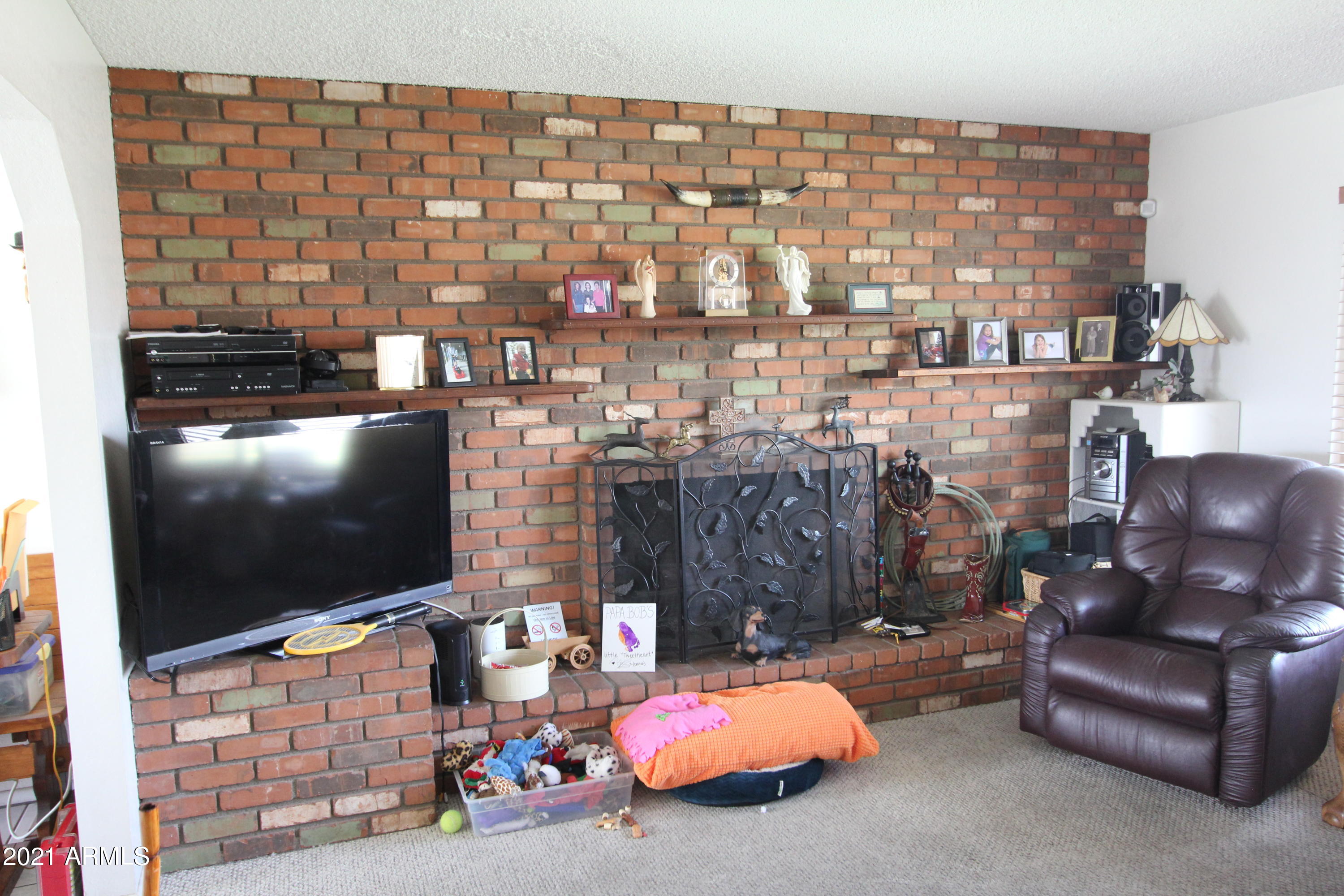 1725 West Utopia Road Phoenix, AZ 85027 - Photo 6 of 29 Red Brick Fireplace!