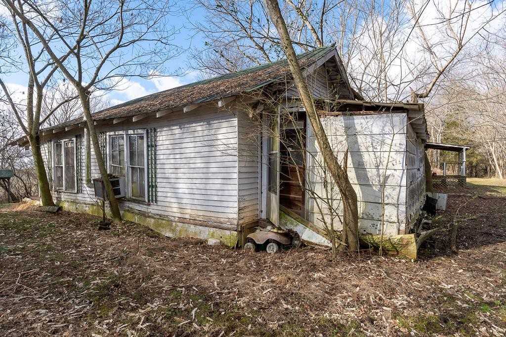 786 Quebeck Road Quebeck, TN 38579 - Photo 29 of 30 a house view with a backyard space