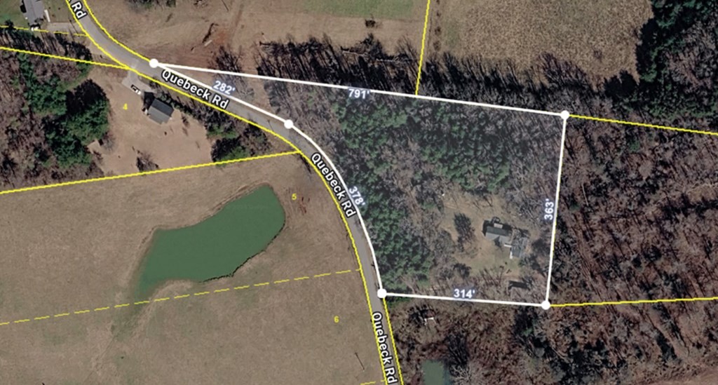 786 Quebeck Road Quebeck, TN 38579 - Photo 3 of 30 a view of balcony