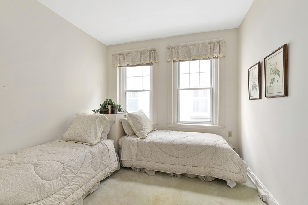 134 Sewall Avenue, Unit 2 Brookline, MA 02446 - Photo 8 of 11