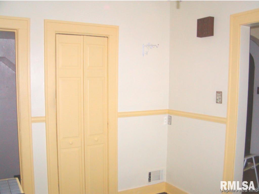 2108 North 8th Street Springfield, IL 62702 - Photo 8 of 22