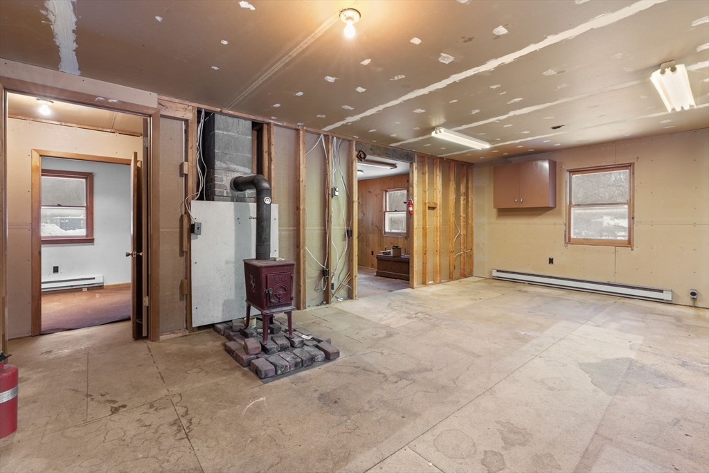 169 Nashua Road Pepperell, MA 01463 - Photo 19 of 31