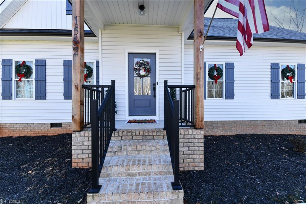 1552 Wray Road Stoneville, NC 27048 - Photo 4 of 39 Gallery Image 4