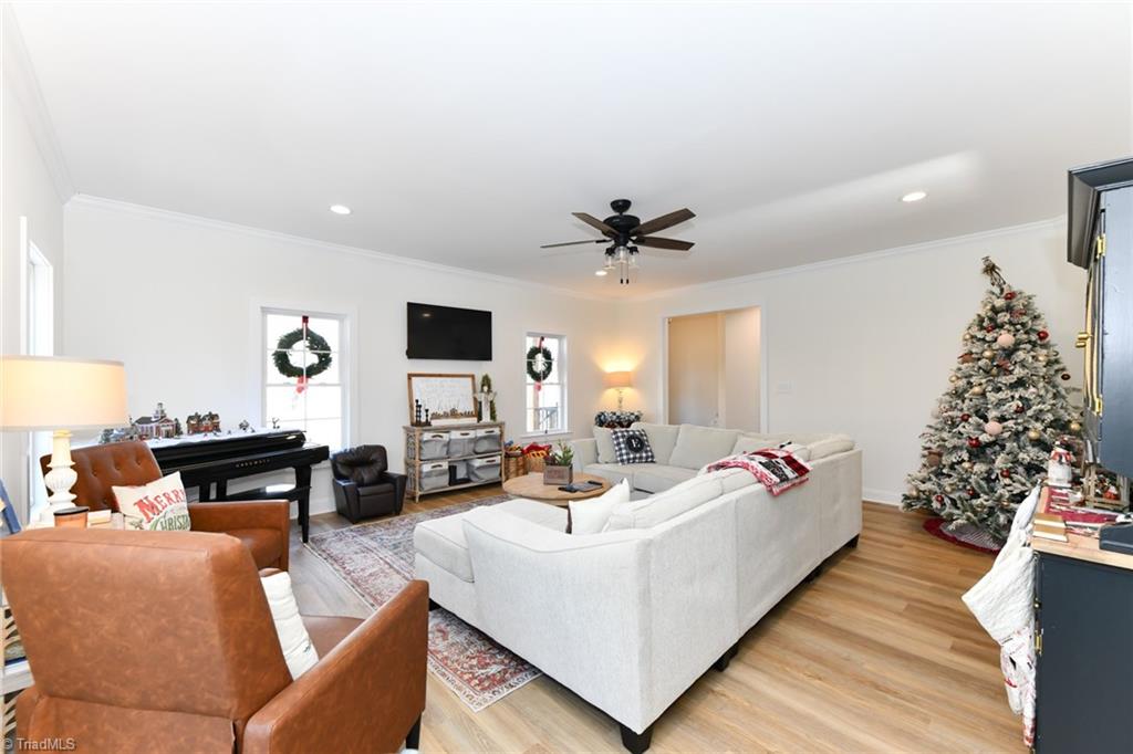 1552 Wray Road Stoneville, NC 27048 - Photo 7 of 39 Gallery Image 7