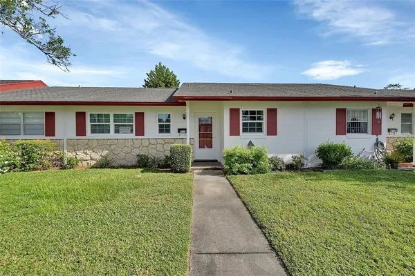 $217,900 | 217 North Hill Avenue, Unit 20, DeLand, FL 32724