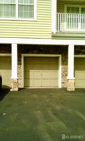 $2,800 | 81 Inverness Drive, Edison, NJ 08820